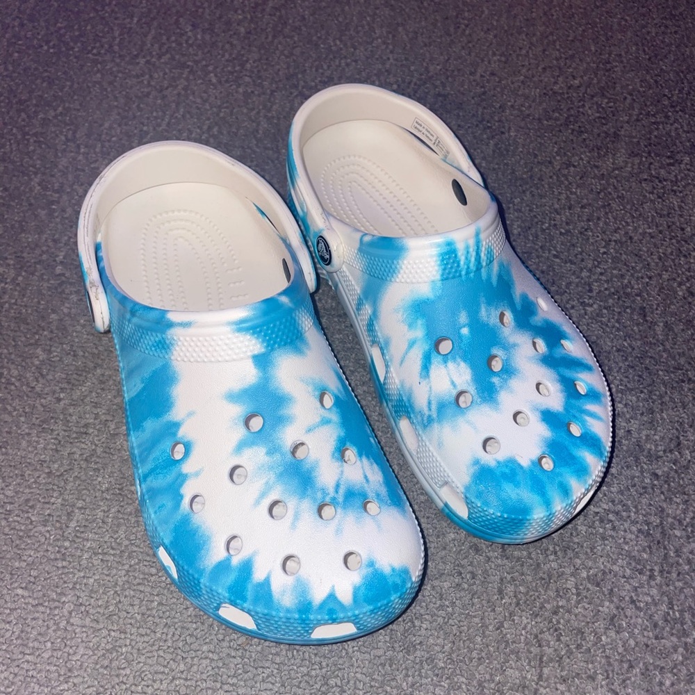 Crocs